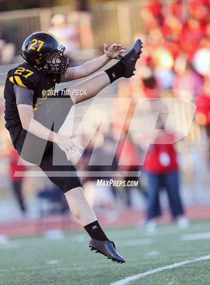 Thumbnail 1 in Tustin @ Foothill photogallery.