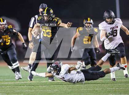 Thumbnail 3 in Tustin @ Foothill photogallery.