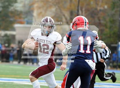 Thumbnail 3 in Garden City vs. MacArthur (Secrtion 8 Nassau County Conference II Championship) photogallery.