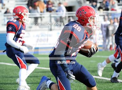 Thumbnail 2 in Garden City vs. MacArthur (Secrtion 8 Nassau County Conference II Championship) photogallery.