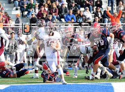 Thumbnail 1 in Garden City vs. MacArthur (Secrtion 8 Nassau County Conference II Championship) photogallery.