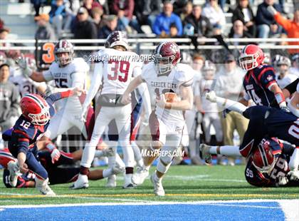 Thumbnail 2 in Garden City vs. MacArthur (Secrtion 8 Nassau County Conference II Championship) photogallery.
