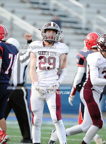 Thumbnail 1 in Garden City vs. MacArthur (Secrtion 8 Nassau County Conference II Championship) photogallery.