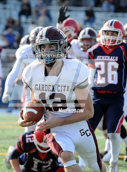 Thumbnail 2 in Garden City vs. MacArthur (Secrtion 8 Nassau County Conference II Championship) photogallery.