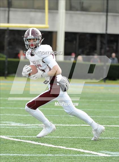 Thumbnail 1 in Garden City vs. MacArthur (Secrtion 8 Nassau County Conference II Championship) photogallery.