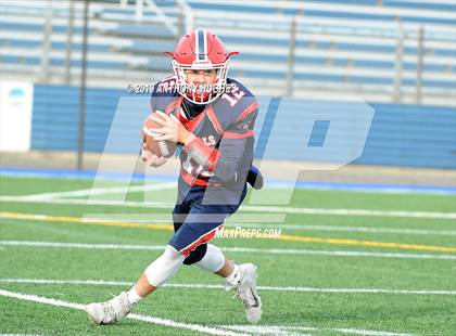 Thumbnail 3 in Garden City vs. MacArthur (Secrtion 8 Nassau County Conference II Championship) photogallery.