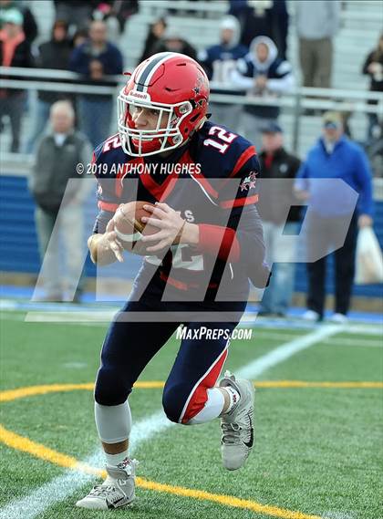 Thumbnail 1 in Garden City vs. MacArthur (Secrtion 8 Nassau County Conference II Championship) photogallery.