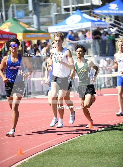 Thumbnail 2 in MCAL Preliminary Finals (1600 Meter) photogallery.