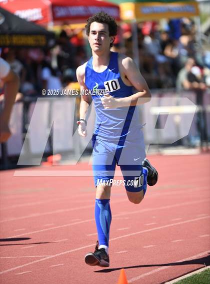 Thumbnail 3 in MCAL Preliminary Finals (1600 Meter) photogallery.