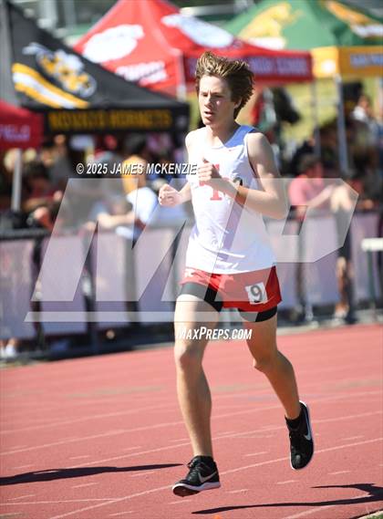 Thumbnail 1 in MCAL Preliminary Finals (1600 Meter) photogallery.
