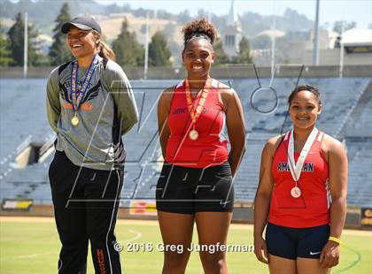 Thumbnail 2 in CIF NCS Masters Girls Discus (Meet of Champions at UCB) photogallery.