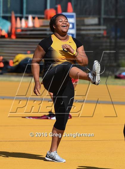 Thumbnail 1 in CIF NCS Masters Girls Discus (Meet of Champions at UCB) photogallery.