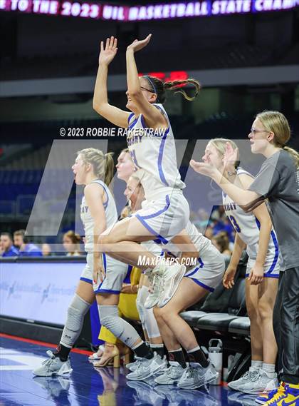 Thumbnail 2 in Huckabay vs. Irion County (UIL 1A Basketball State Semifinal) photogallery.