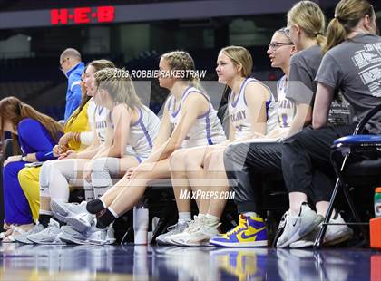 Thumbnail 3 in Huckabay vs. Irion County (UIL 1A Basketball State Semifinal) photogallery.