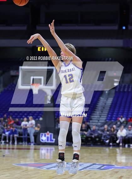 Thumbnail 1 in Huckabay vs. Irion County (UIL 1A Basketball State Semifinal) photogallery.