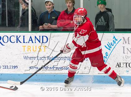 Thumbnail 1 in Waltham @ Wellesley photogallery.