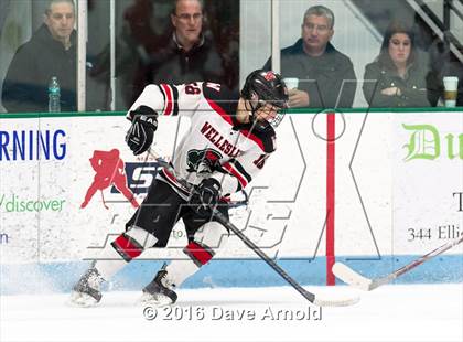 Thumbnail 3 in Waltham @ Wellesley photogallery.