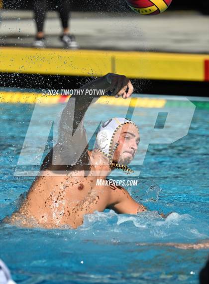 Thumbnail 2 in Palm Desert vs Warren (D5 Final) photogallery.