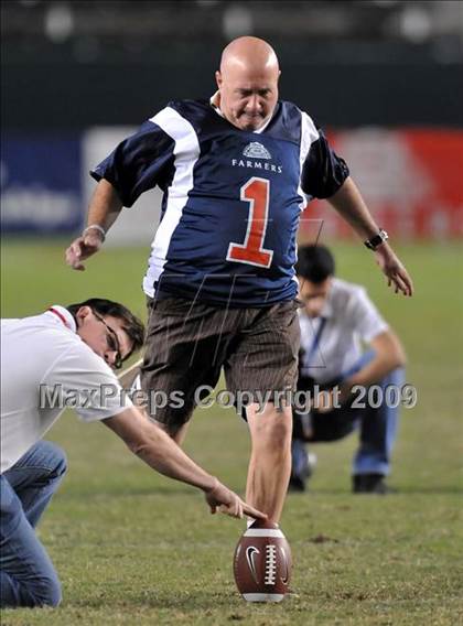 Thumbnail 2 in Rocklin vs. Servite (CIF State D2 Final) photogallery.