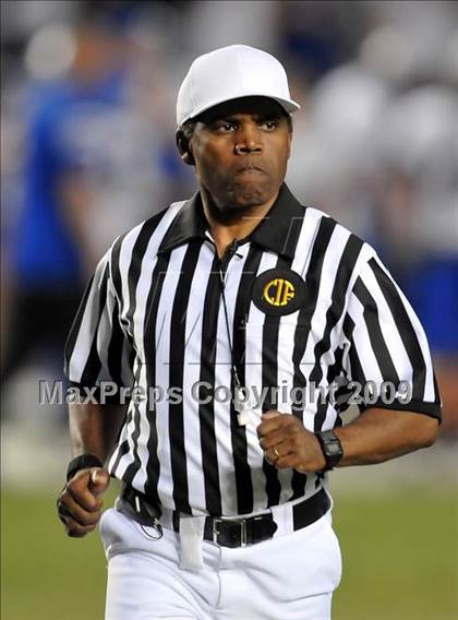 Thumbnail 3 in Rocklin vs. Servite (CIF State D2 Final) photogallery.