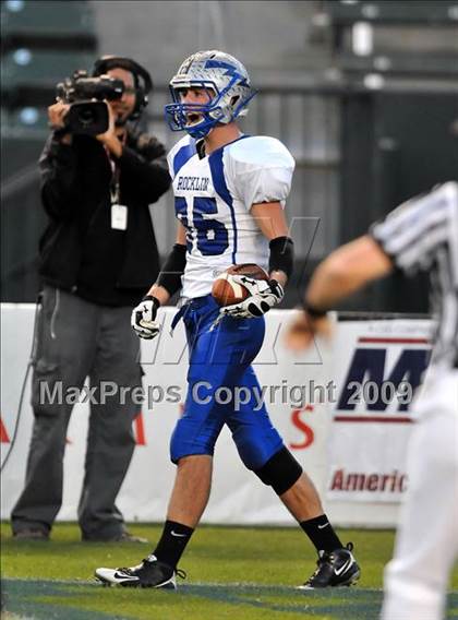 Thumbnail 1 in Rocklin vs. Servite (CIF State D2 Final) photogallery.