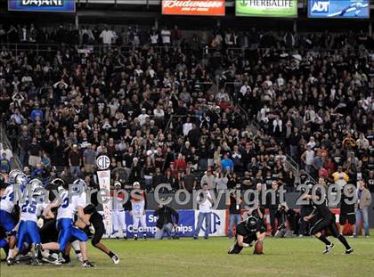 Thumbnail 3 in Rocklin vs. Servite (CIF State D2 Final) photogallery.