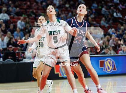 Thumbnail 1 in Millard West vs. Lincoln North Star (NSAA Class A Semifinal) photogallery.