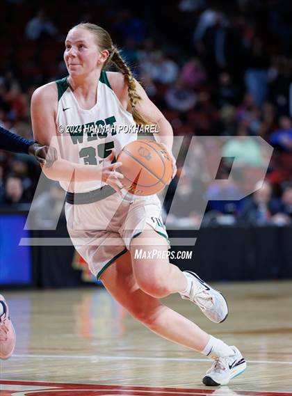Thumbnail 3 in Millard West vs. Lincoln North Star (NSAA Class A Semifinal) photogallery.