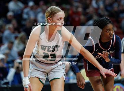 Thumbnail 3 in Millard West vs. Lincoln North Star (NSAA Class A Semifinal) photogallery.