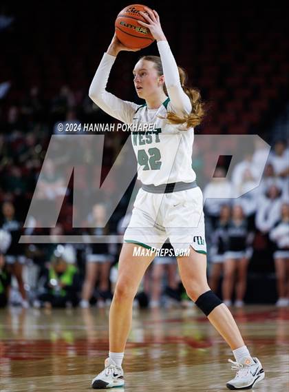 Thumbnail 2 in Millard West vs. Lincoln North Star (NSAA Class A Semifinal) photogallery.