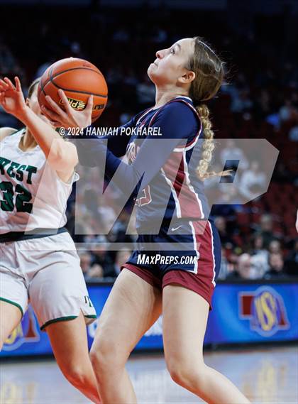 Thumbnail 2 in Millard West vs. Lincoln North Star (NSAA Class A Semifinal) photogallery.