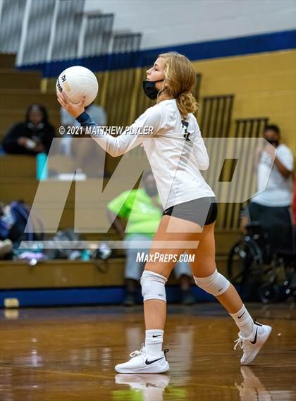 Thumbnail 2 in Terry Sanford @ E.E. Smith photogallery.