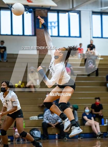 Thumbnail 3 in Terry Sanford @ E.E. Smith photogallery.