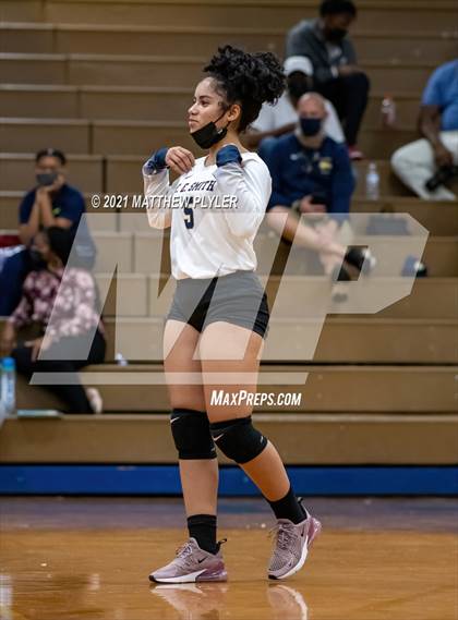 Thumbnail 1 in Terry Sanford @ E.E. Smith photogallery.
