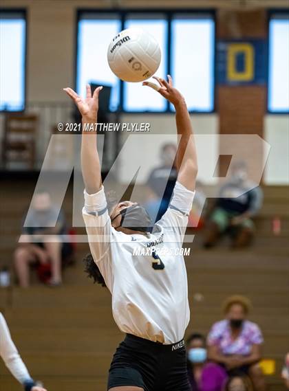 Thumbnail 1 in Terry Sanford @ E.E. Smith photogallery.