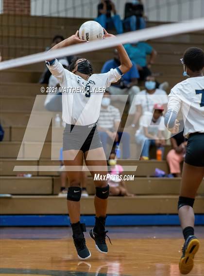 Thumbnail 1 in Terry Sanford @ E.E. Smith photogallery.