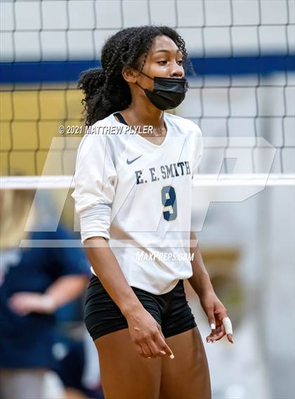 Thumbnail 2 in Terry Sanford @ E.E. Smith photogallery.
