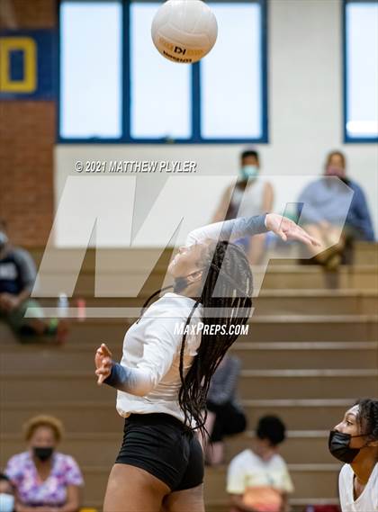 Thumbnail 2 in Terry Sanford @ E.E. Smith photogallery.