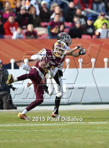 Thumbnail 1 in Windsor vs. Loveland (CHSAA 4A State Final) photogallery.