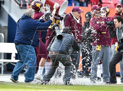 Thumbnail 2 in Windsor vs. Loveland (CHSAA 4A State Final) photogallery.
