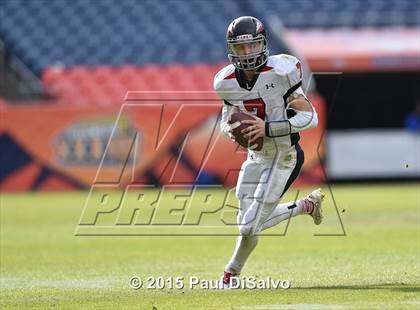 Thumbnail 1 in Windsor vs. Loveland (CHSAA 4A State Final) photogallery.