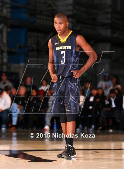 Thumbnail 3 in Bishop Montgomery vs. Redondo Union (Jordan Take Flight Challenge) photogallery.