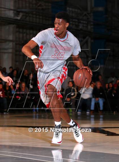 Thumbnail 2 in Bishop Montgomery vs. Redondo Union (Jordan Take Flight Challenge) photogallery.