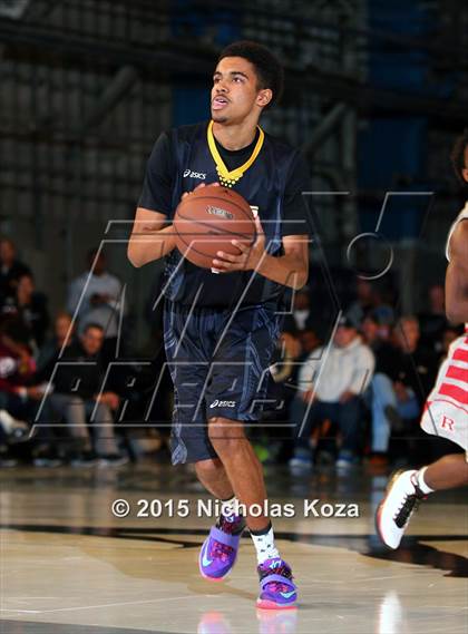 Thumbnail 3 in Bishop Montgomery vs. Redondo Union (Jordan Take Flight Challenge) photogallery.