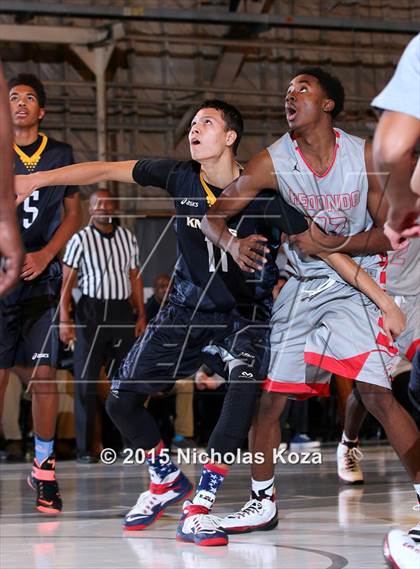 Thumbnail 1 in Bishop Montgomery vs. Redondo Union (Jordan Take Flight Challenge) photogallery.