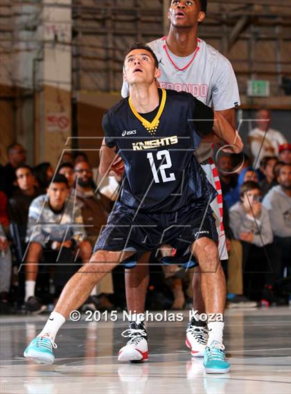 Thumbnail 1 in Bishop Montgomery vs. Redondo Union (Jordan Take Flight Challenge) photogallery.