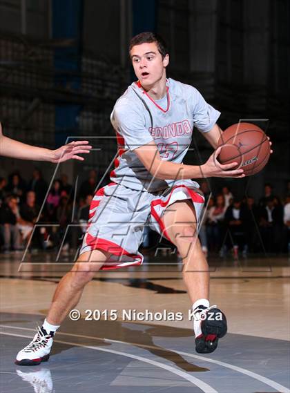 Thumbnail 2 in Bishop Montgomery vs. Redondo Union (Jordan Take Flight Challenge) photogallery.