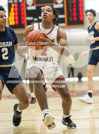 Thumbnail 2 in Archbishop Hoban vs. McKinley photogallery.
