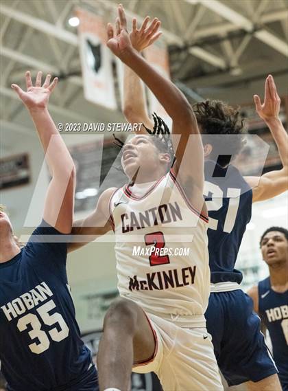 Thumbnail 2 in Archbishop Hoban vs. McKinley photogallery.