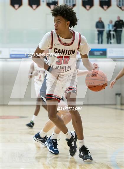 Thumbnail 2 in Archbishop Hoban vs. McKinley photogallery.